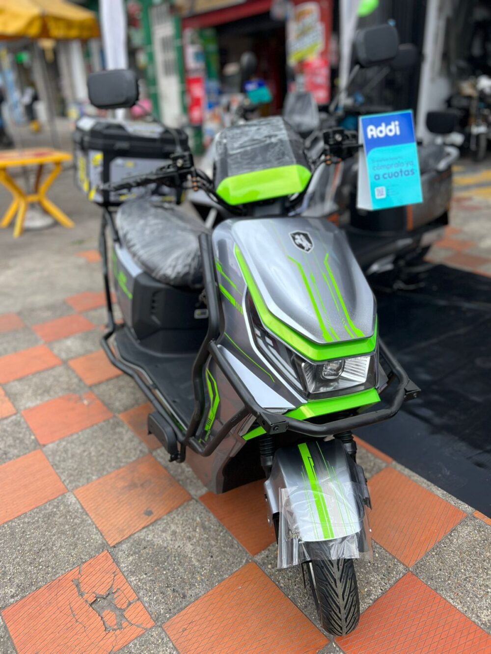 MOTO VERDE 1 MOTOCICLETA ELECTRICA QS730